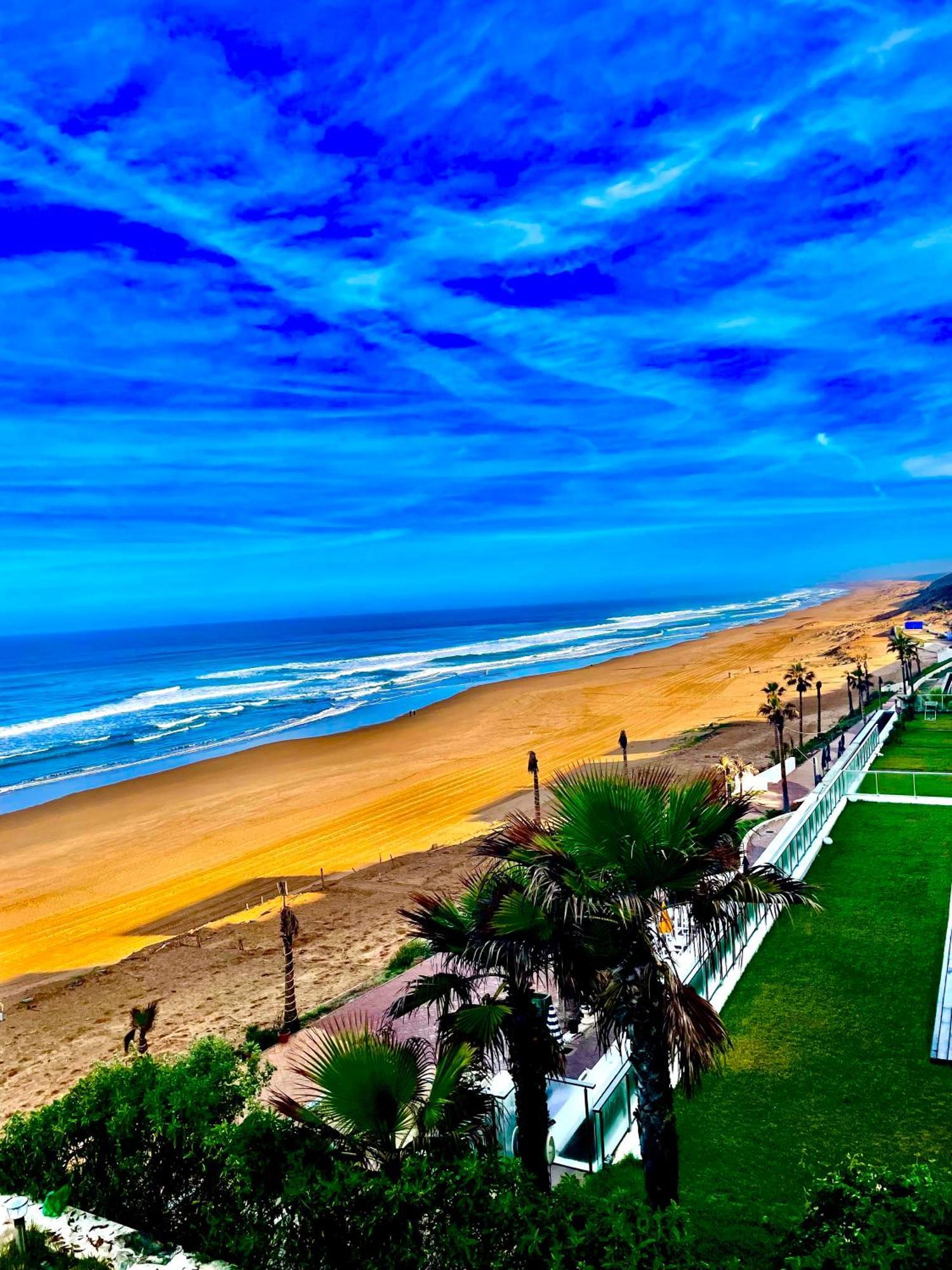 Appart De Luxe Front De Mer Prestigia Plage Des Nations Salé Esterno foto